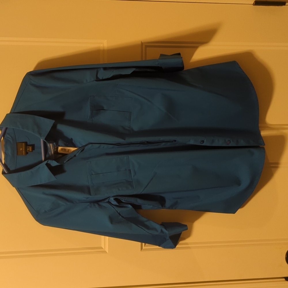 Blue Worthington button up NWT